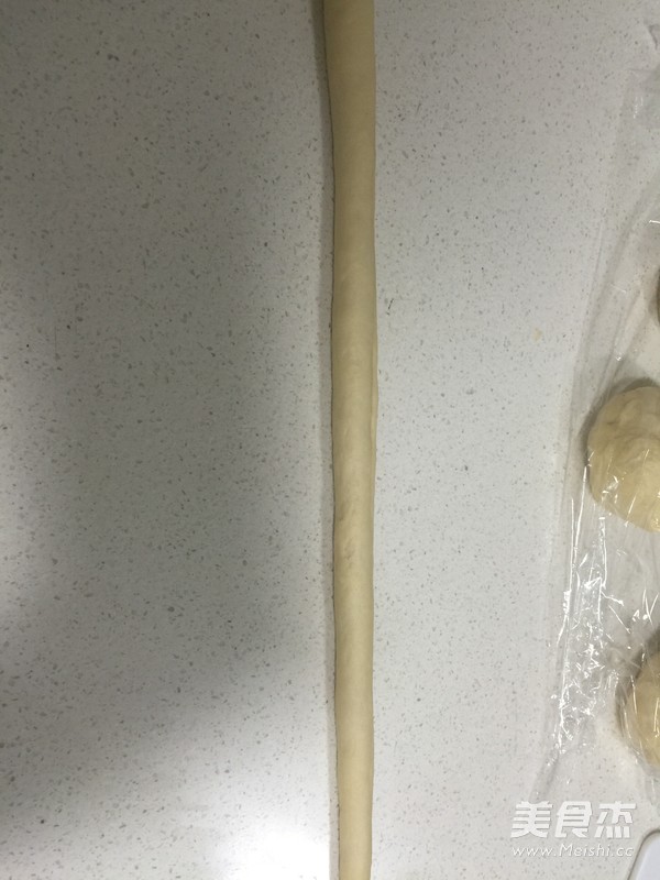 香葱沙拉香肠面包的做法步骤:12