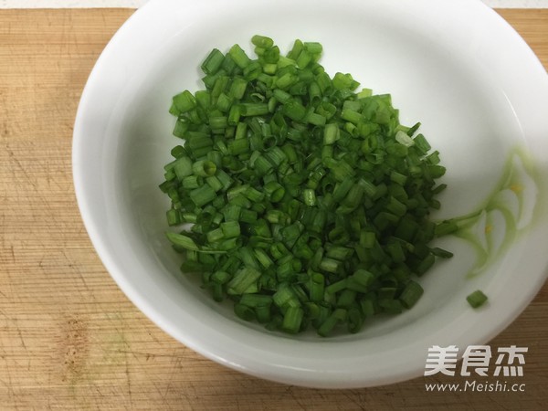 香葱沙拉香肠面包的做法步骤:6