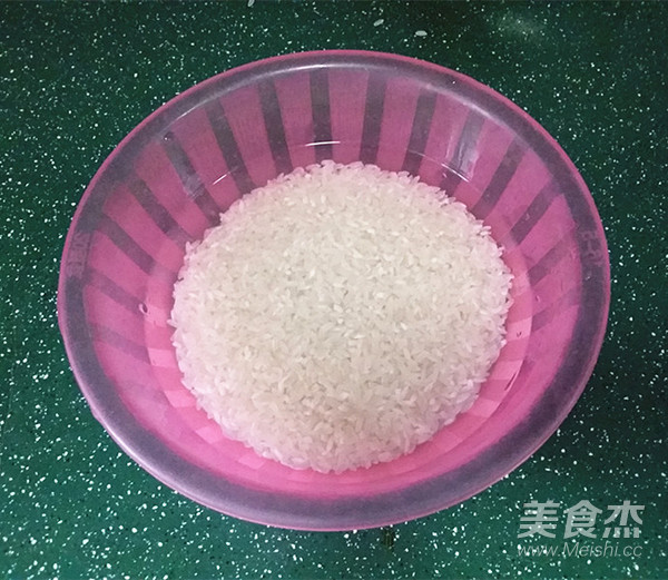 莲藕猪肉珍珠丸的做法步骤:2