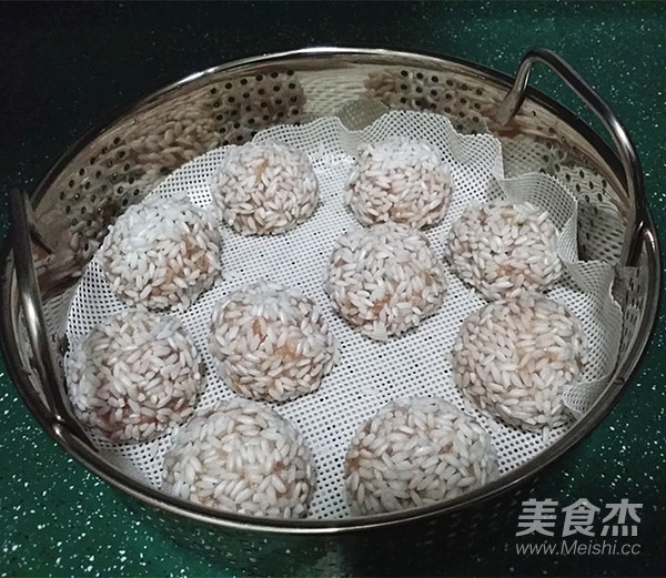 莲藕猪肉珍珠丸的做法步骤:8