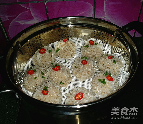 莲藕猪肉珍珠丸的做法步骤:12