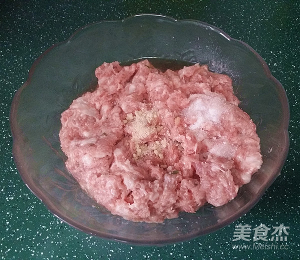 千张猪肉卷的做法步骤:4