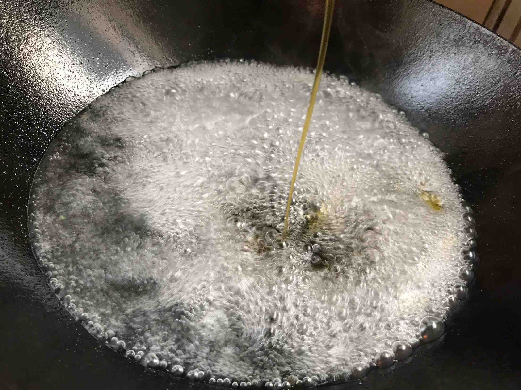 虾皮拌芹菜的做法步骤:8