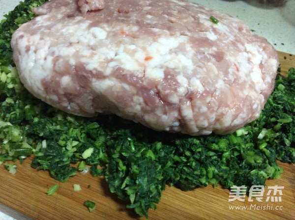 菜肉馄饨的做法步骤：8