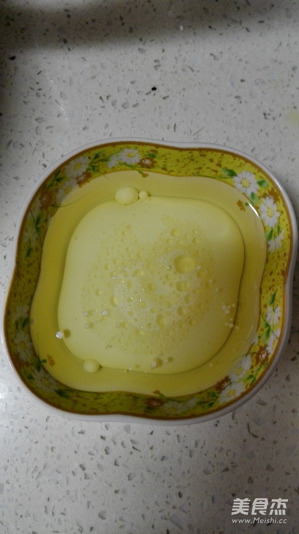 海绵纸杯蛋糕的做法步骤:5