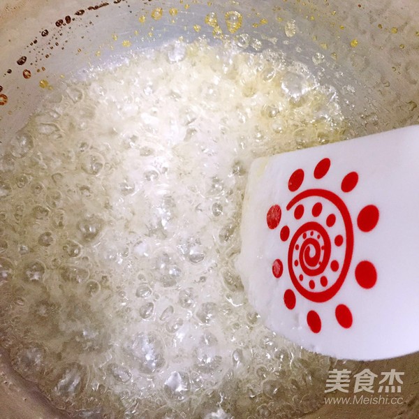 美味秘制黄焖鸡的做法步骤：1