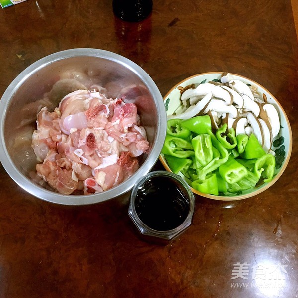 美味秘制黄焖鸡的做法步骤:4