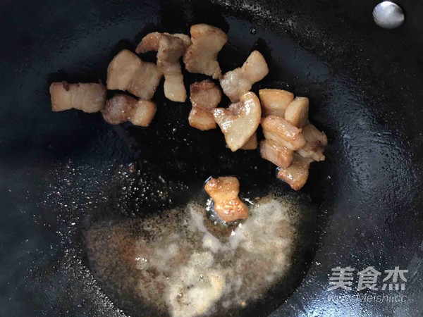 辣白菜炒五花肉土豆片的做法步骤：11