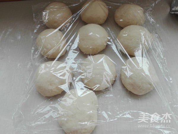 奶香松软烫种面包的做法步骤:7