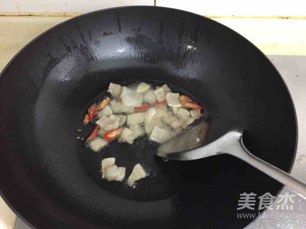 干四季豆烧肉的做法步骤：2