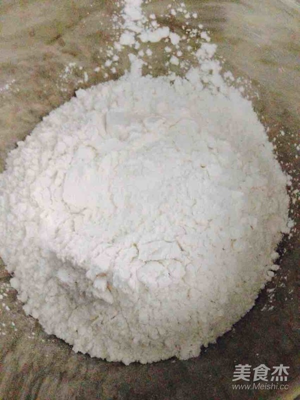 自制蒸肠粉的做法步骤：1