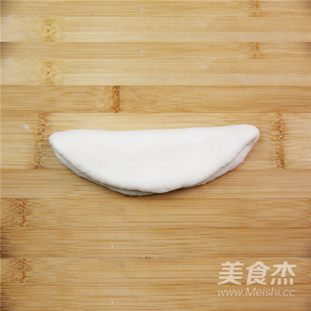 【七夕甜蜜浪漫表白】心形椰蓉面包的做法步骤:9
