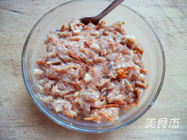 广东肉丸面的做法步骤:3