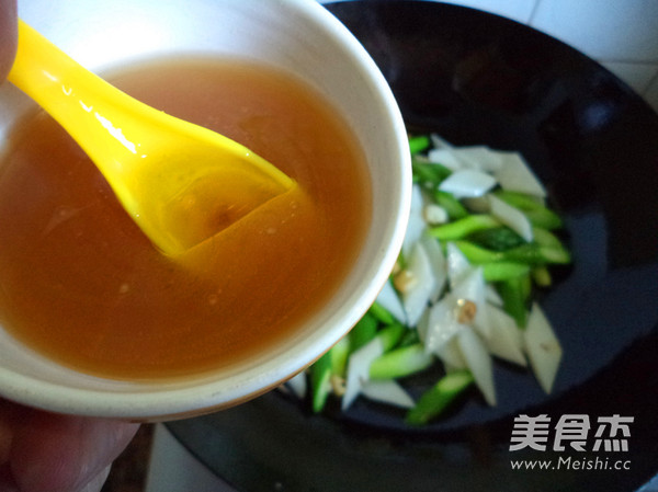 芦笋山药片的做法步骤:7