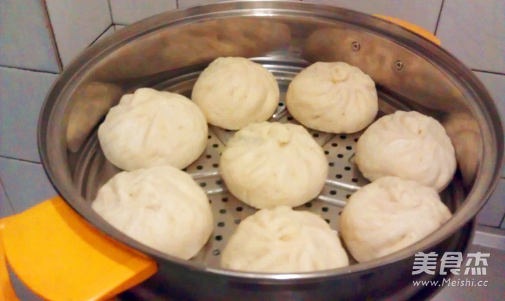 韭香肉包子的做法步骤:10