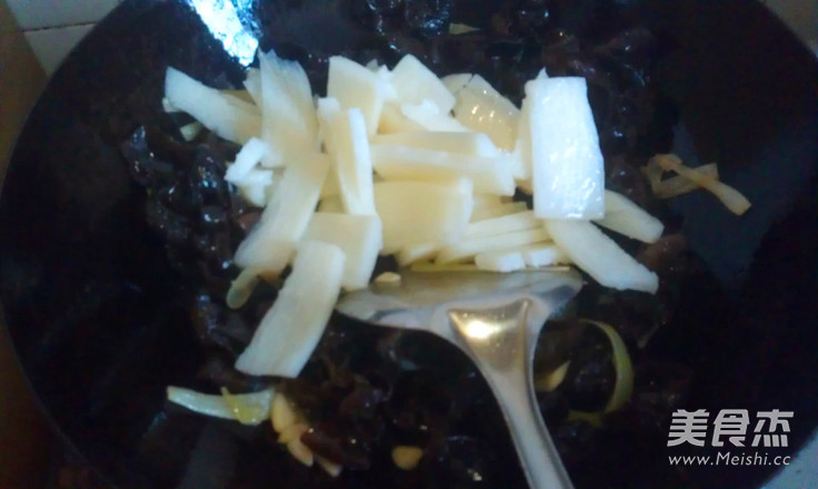 炒黑白菜的做法步骤:6