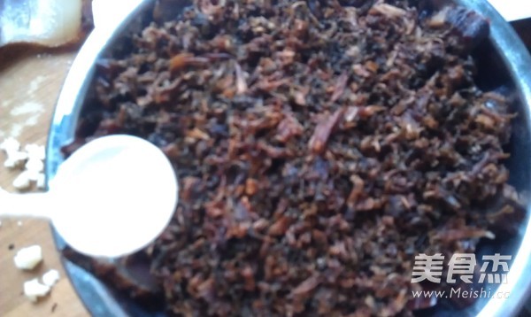 盐菜蒸腊肉的做法步骤：5