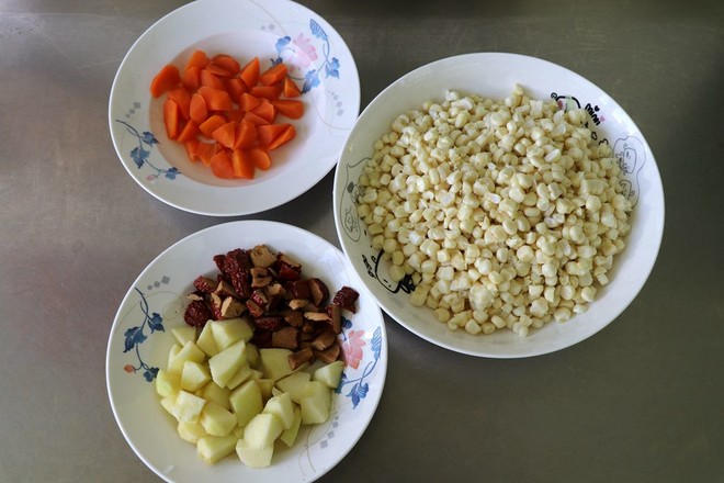 水果玉米饼的做法步骤:2