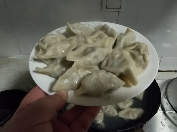 速冻三鲜饺子的做法步骤：22