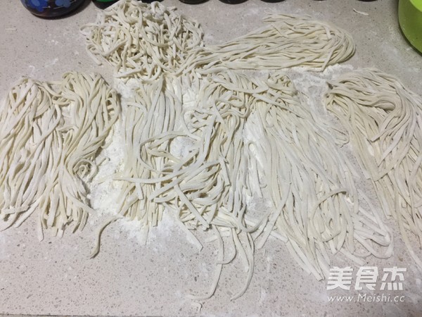 豆角焖面的做法步骤：1