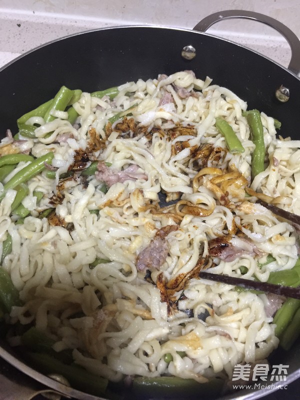 豆角焖面的做法步骤:8