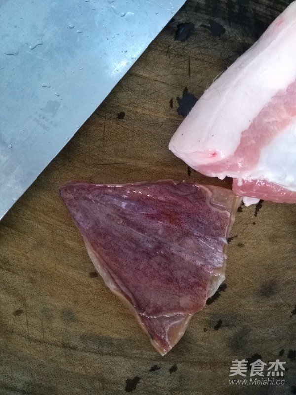 瑶柱鱿鱼干花肉豆角饭的做法步骤:4