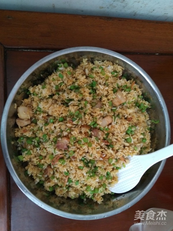 瑶柱鱿鱼干花肉豆角饭的做法步骤:11