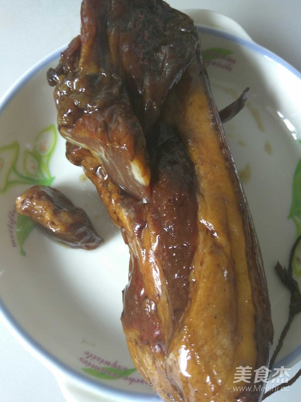 腊肉炒饭的做法步骤：1