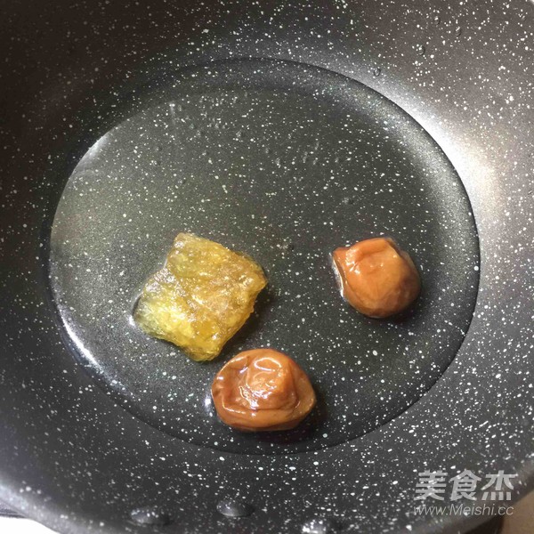 咸梅渍圣女果的做法步骤:3
