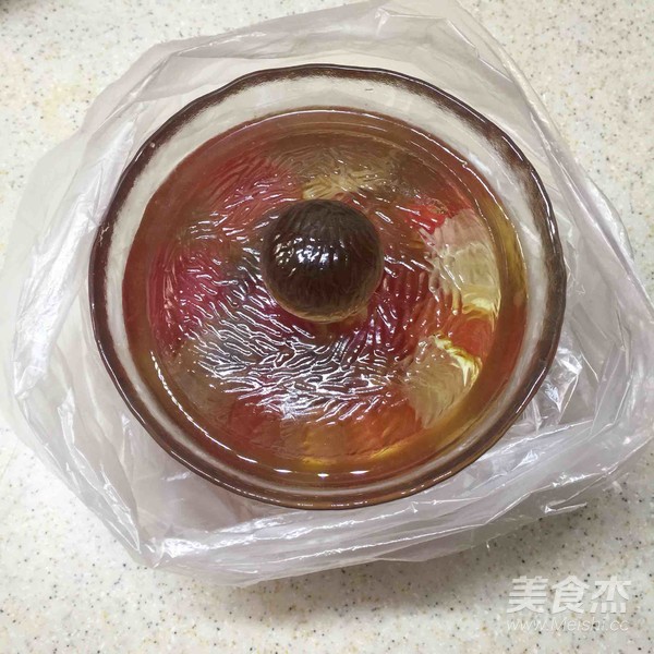 咸梅渍圣女果的做法步骤:7