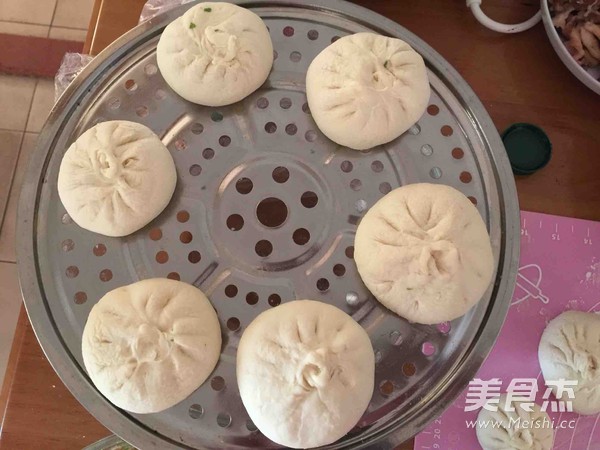 牛肉芹菜包子的做法步骤:13