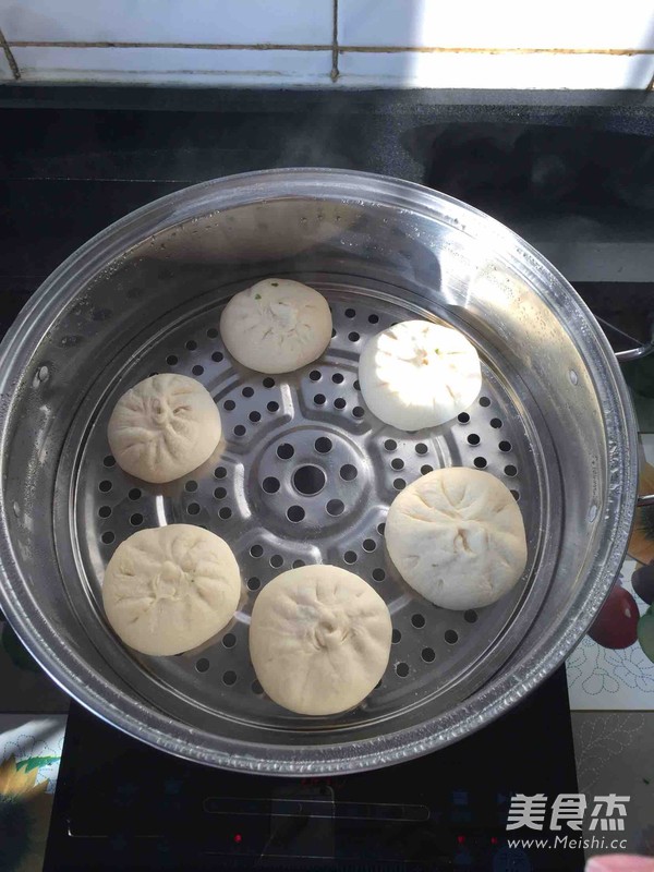 牛肉芹菜包子的做法步骤:14