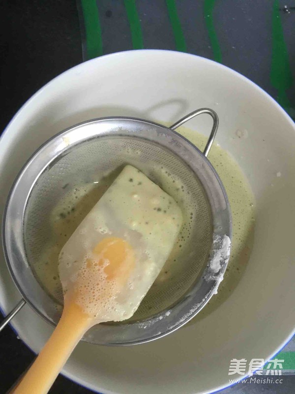 酸奶戚风蛋糕的做法步骤:8