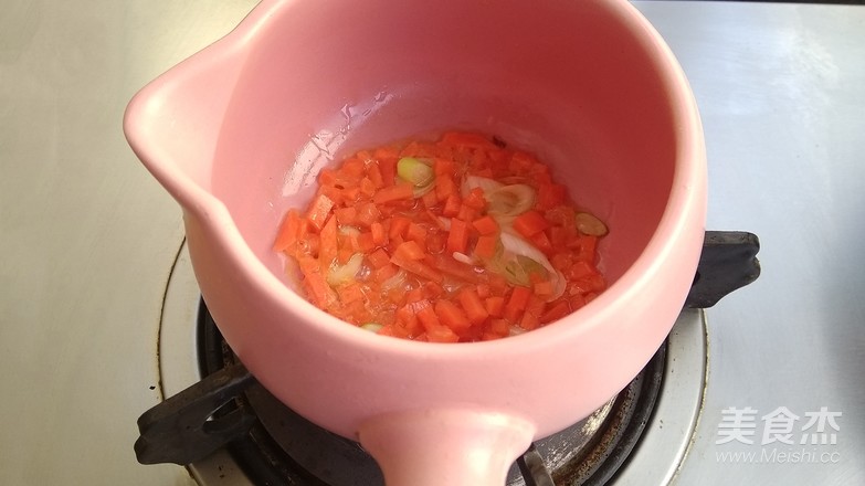 酸菜豆腐烩磷虾的做法步骤:7