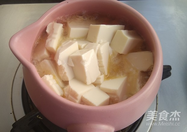 酸菜豆腐烩磷虾的做法步骤:10