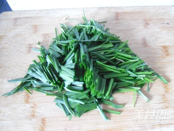 豆腐丝炒韭菜的做法步骤:3