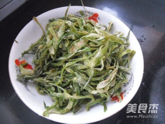 肉烧干豆角丝的做法步骤:3