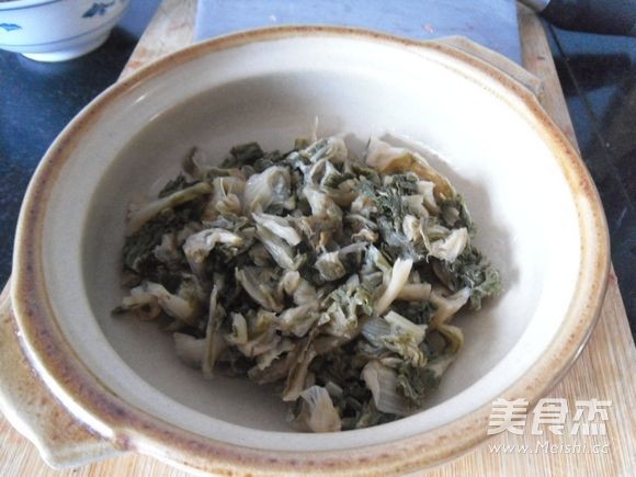 豆皮粉条干白菜的做法步骤:5