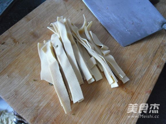 豆皮粉条干白菜的做法步骤:8
