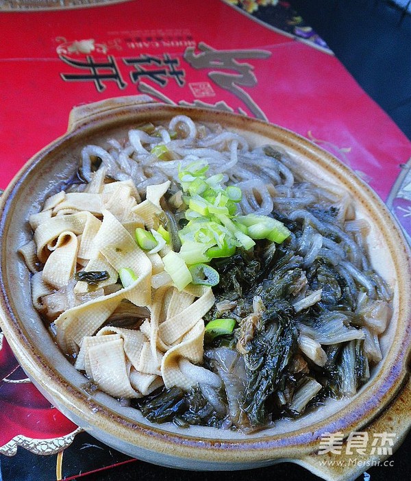 豆皮粉条干白菜的做法步骤:15