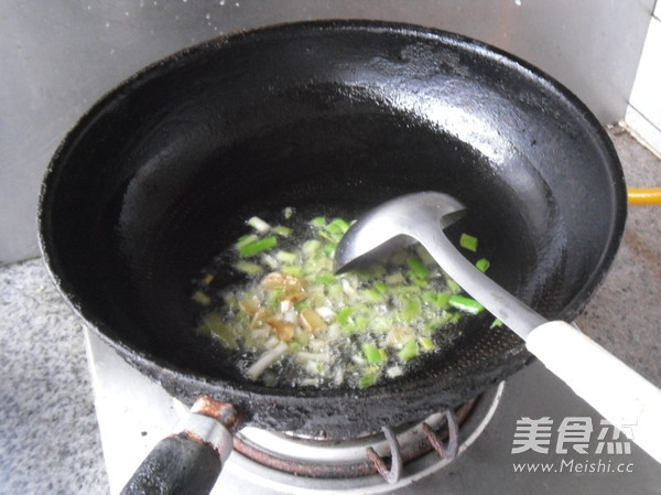 五花肉炖豆角的做法步骤：4