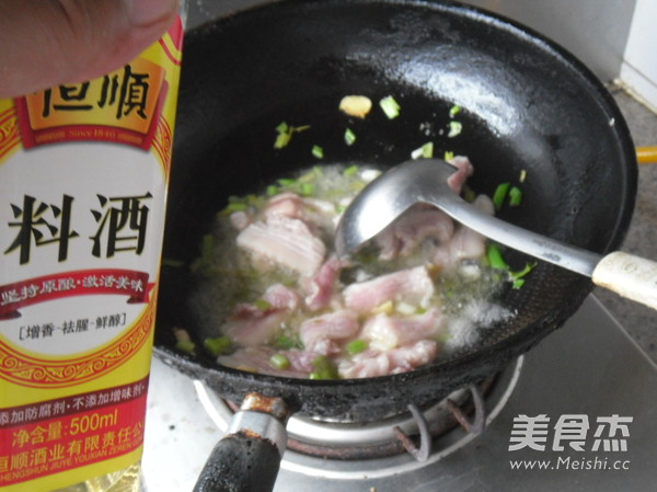 五花肉炖豆角的做法步骤：5