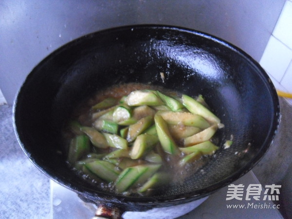 鱼露烧丝瓜的做法步骤:9