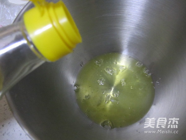 菠菜蛋糕卷的做法步骤:9