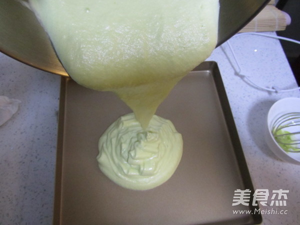菠菜蛋糕卷的做法步骤:13