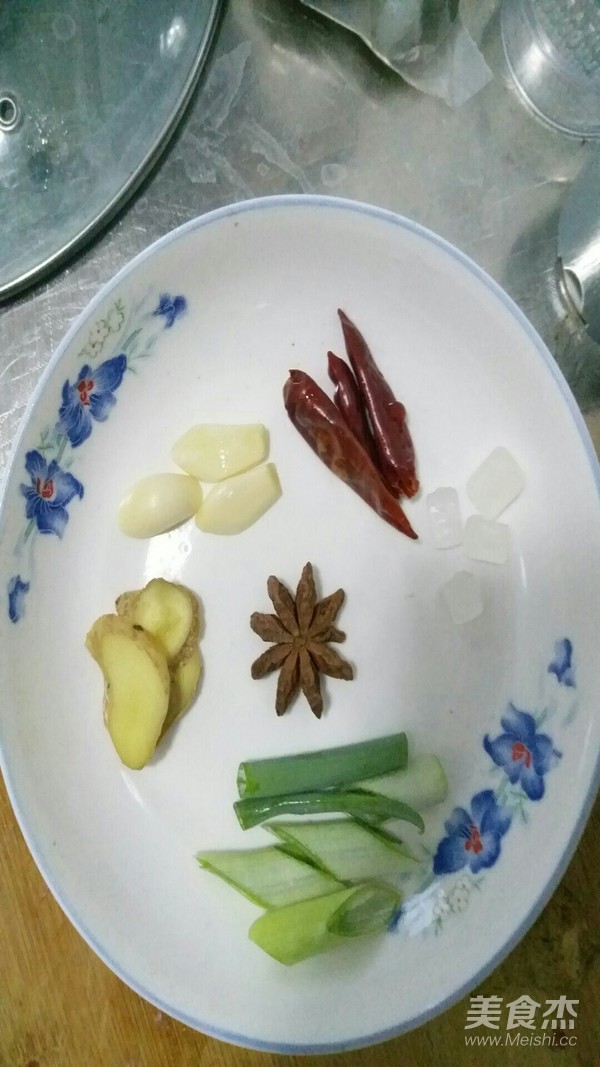 土豆烧牛肉的做法步骤:3