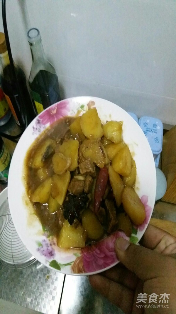 土豆烧牛肉的做法步骤:8