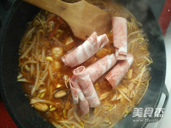 豆芽牛肉汤的做法步骤：7