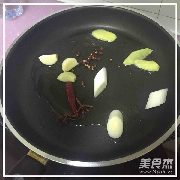 红烧带鱼的做法步骤:6