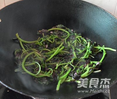 蒜蓉苋菜的做法步骤:6